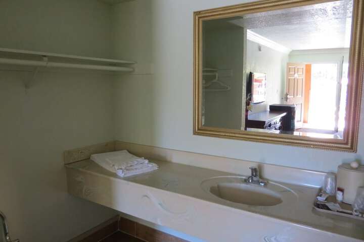 Room 42 of 48