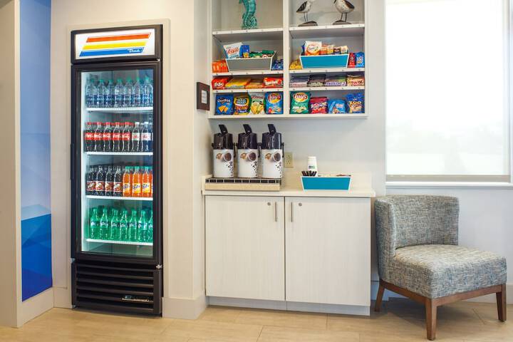 Holiday Inn Express Nags Head Oceanfront by IHG