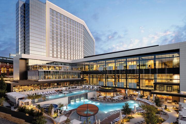 Loews Arlington