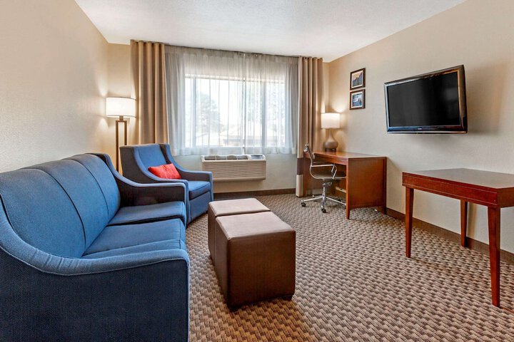 Room 16 of 32