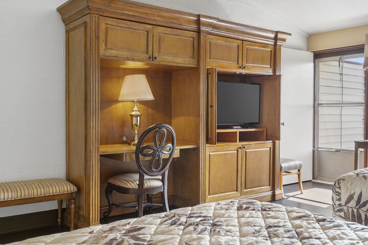 Room 92 of 152