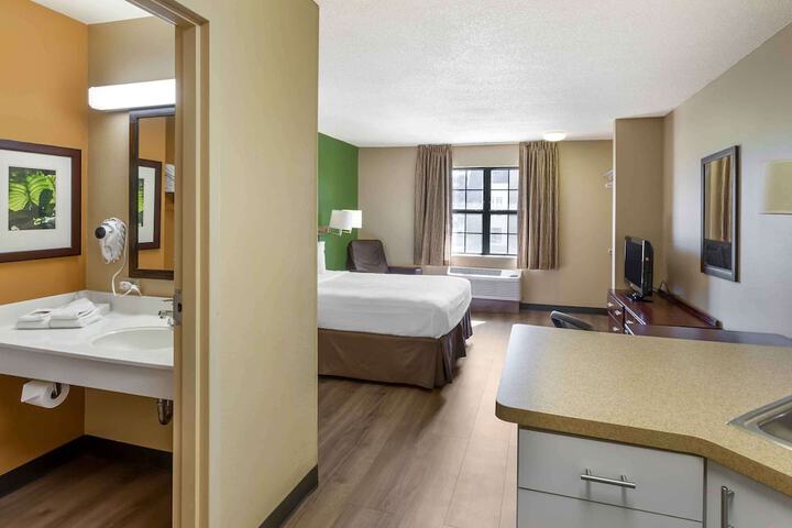 Room 22 of 22