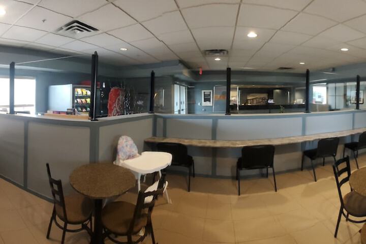 Super 8 by Wyndham Edmonton International Airport