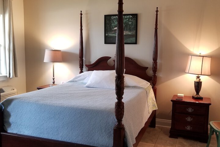 Room 15 of 109