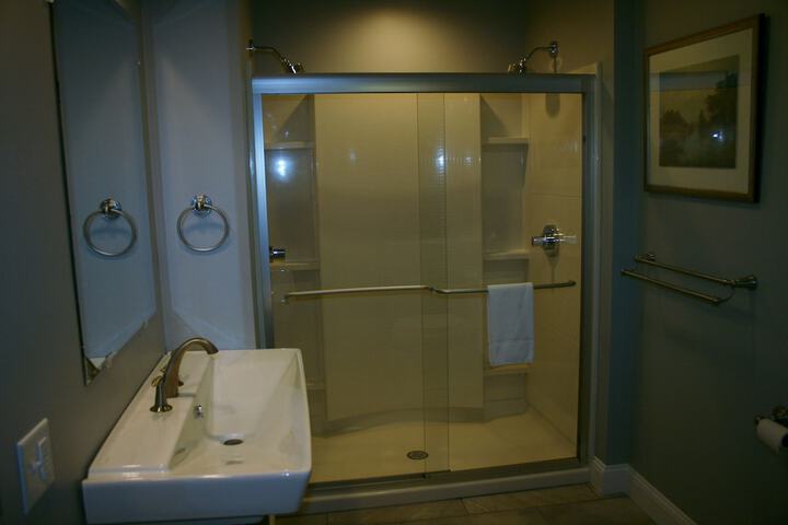 Room 44 of 63