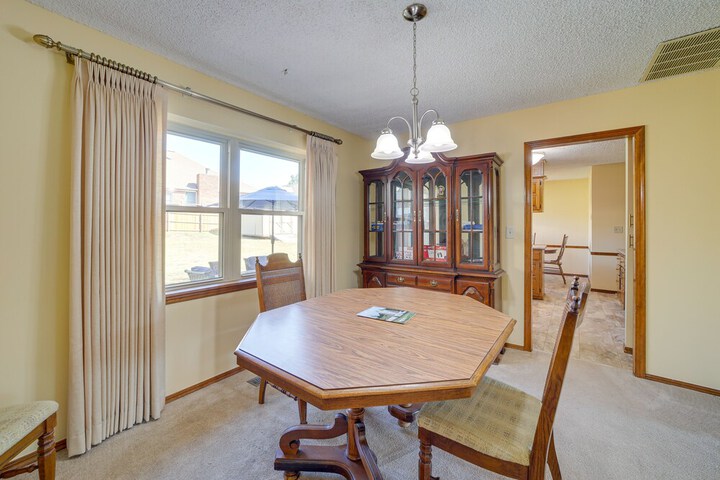Quiet Oklahoma Home - Close to Golf Courses!