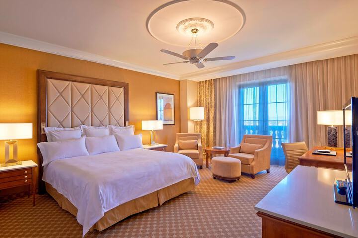 Room 108 of 266