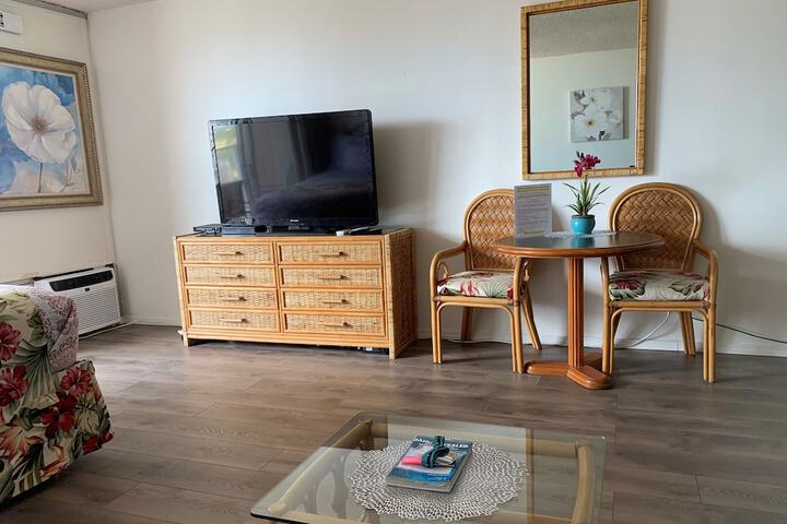 Room 143 of 329