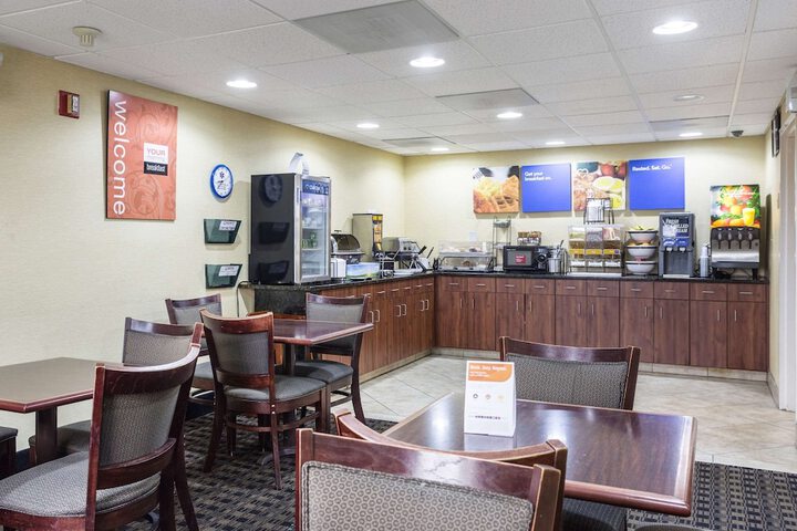 Comfort Inn Decatur Priceville