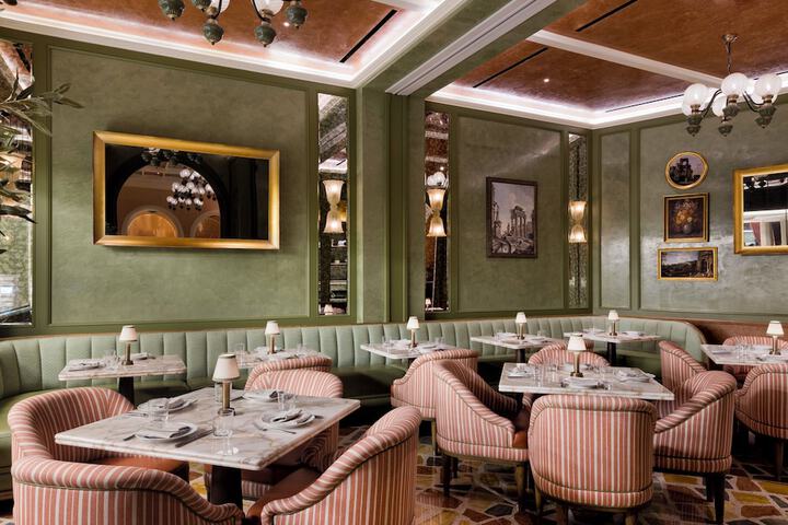 Dining 83 of 182