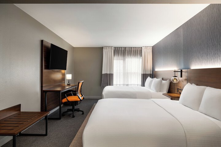 Room 32 of 57