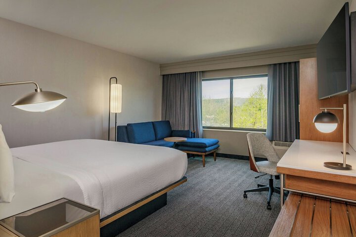 Courtyard Oneonta