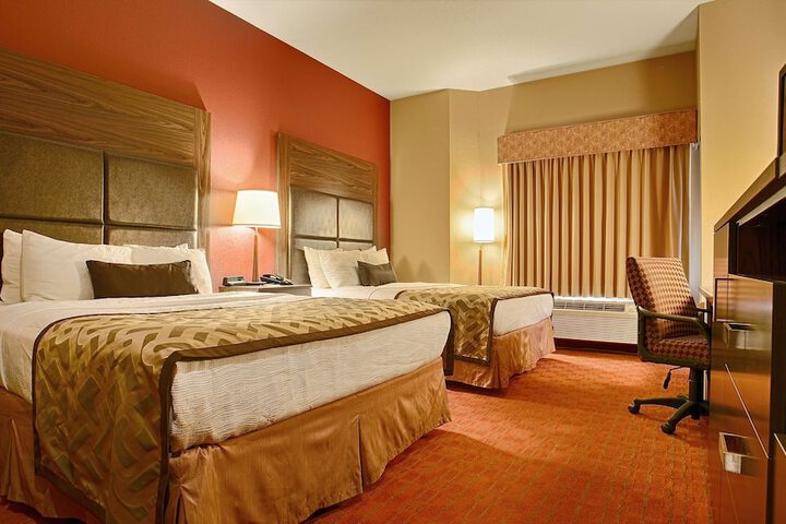 Room 9 of 15