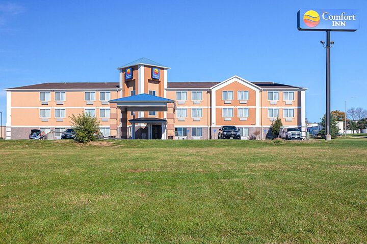 Hotel 2 of 33