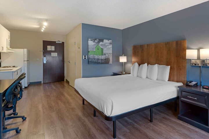 Room 29 of 33