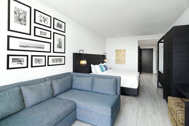 Room 35 of 46