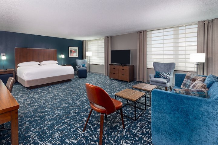 Room 11 of 24