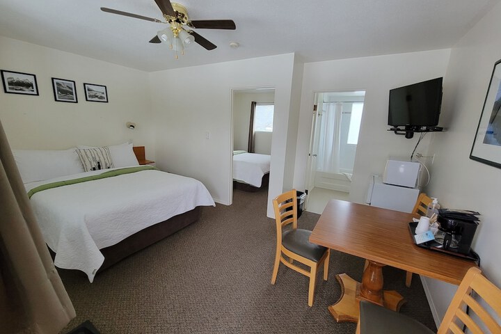 Mountain Springs Motel