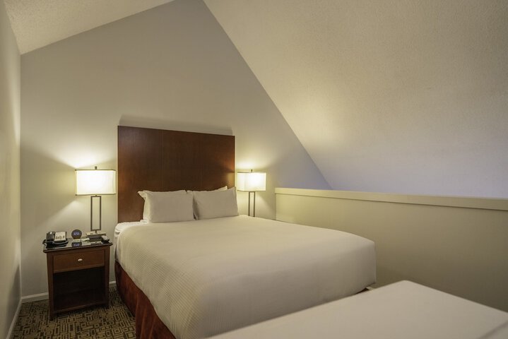 Room 21 of 36