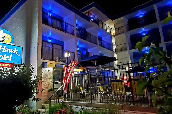Hotel 4 of 33