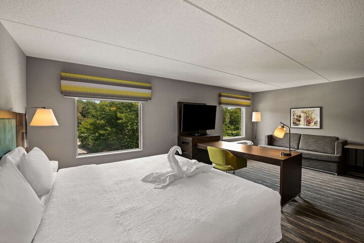 Hampton Inn & Suites Poughkeepsie