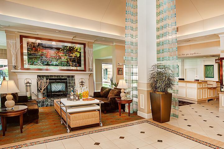 Hotel Interior 6 of 38