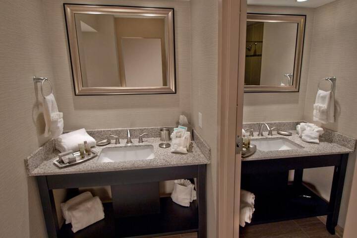 Hotel Ithaca