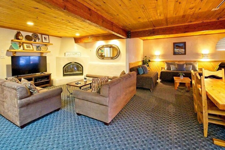 Room 22 of 60