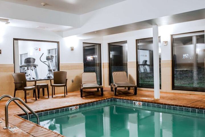 Pool 4 of 29