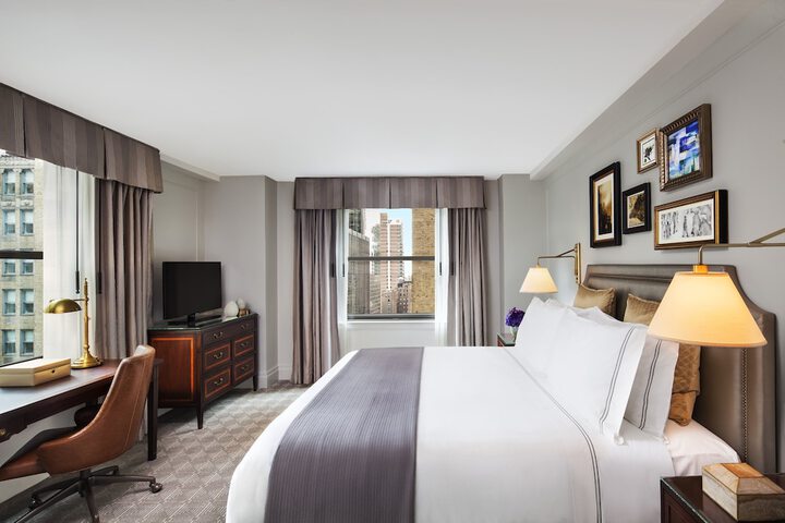 Room 48 of 107