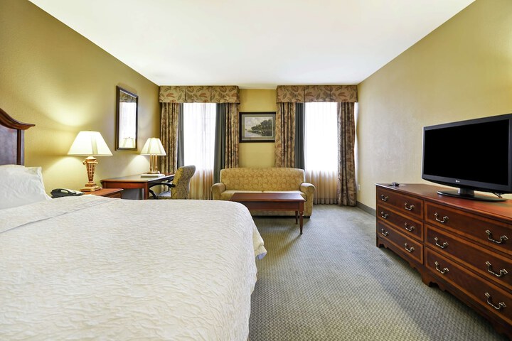Room 35 of 51