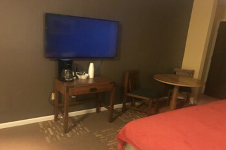 OYO Hotel Cyril OK US-277