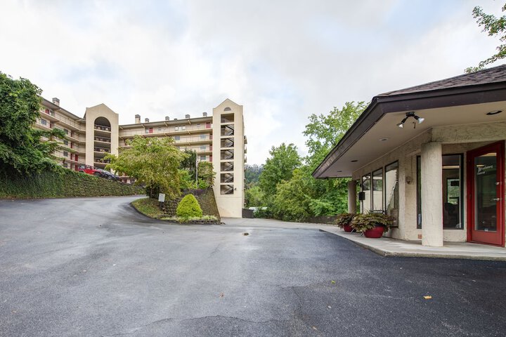 Hotel 2 of 89