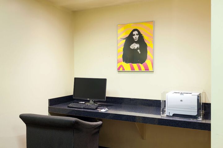 Business Center 60 of 63