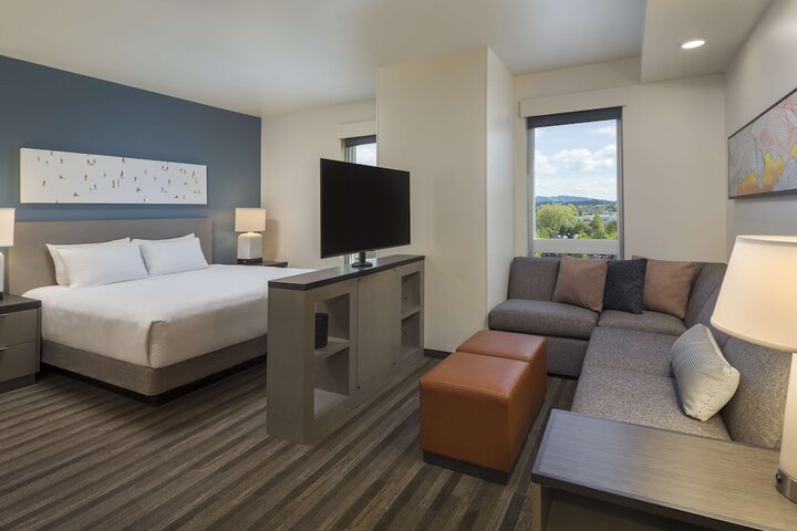 Room 13 of 49