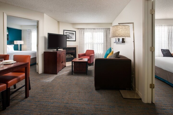 Room 18 of 46