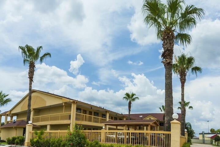 Hotel 3 of 15
