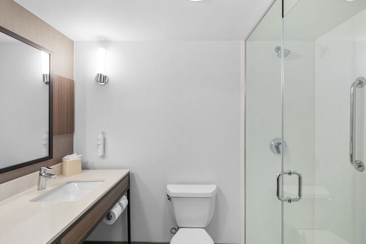 Room 14 of 53