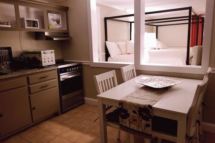 Room 60 of 106