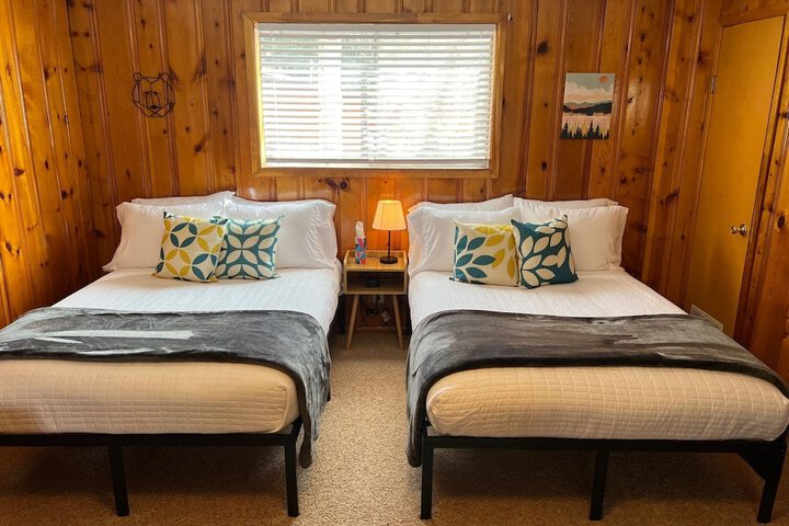 Room 153 of 236