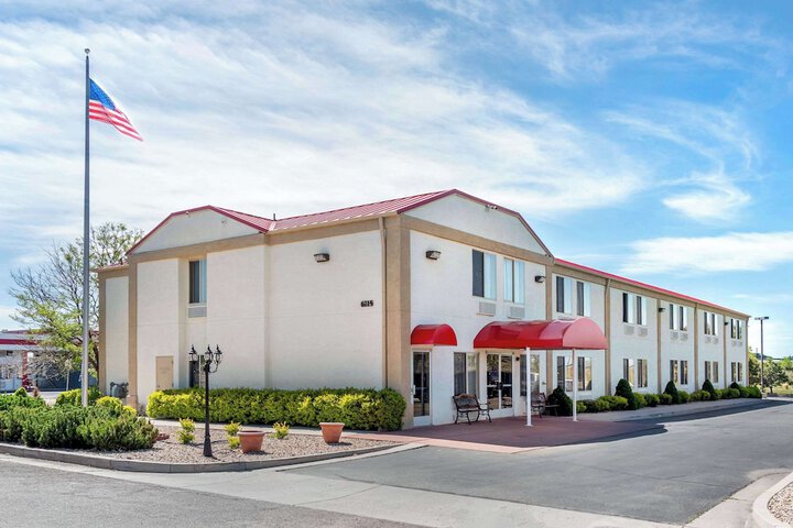 Hotel 2 of 18