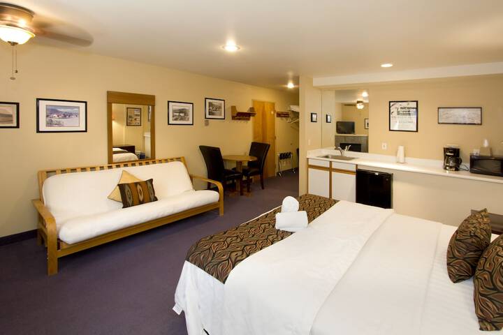 Room 41 of 69