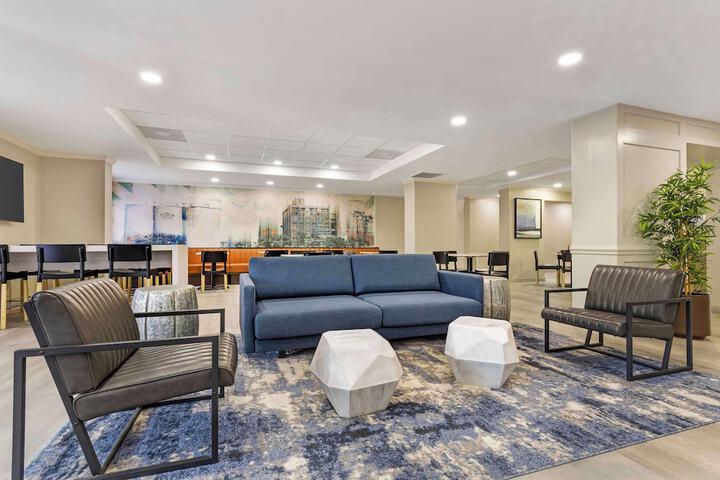 Best Western Plus Sugar Land / Stafford