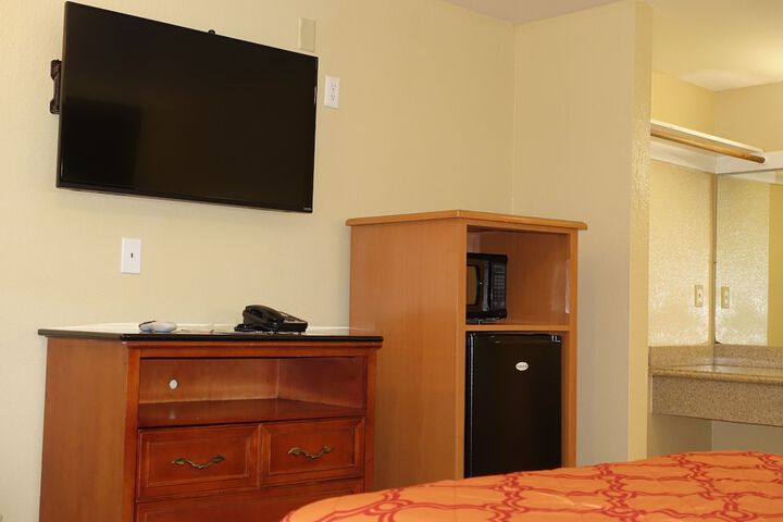 Room 48 of 58