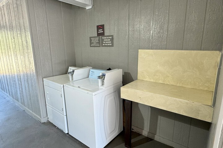 Room 13 of 21