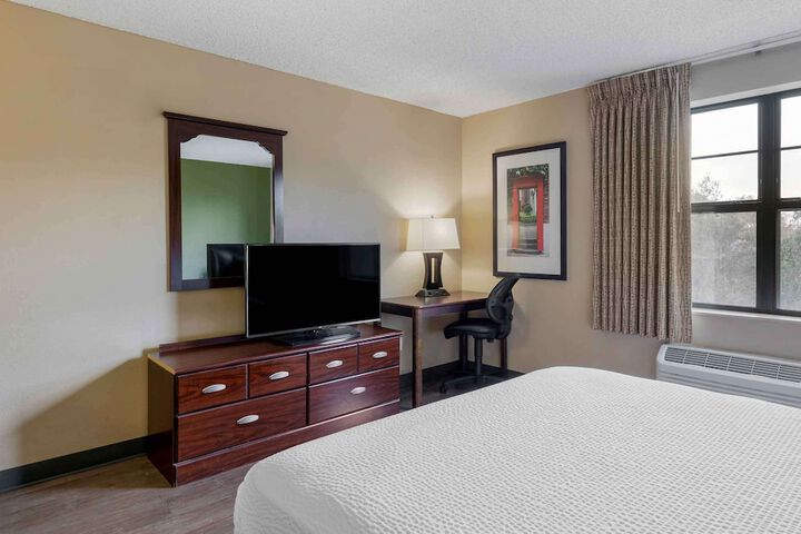 Room 17 of 29