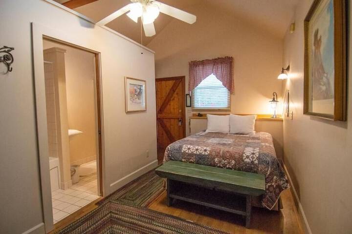 Room 83 of 125