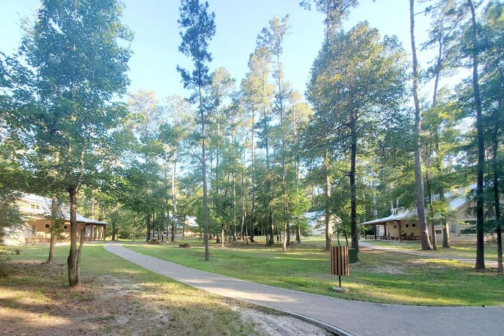 Property Grounds 11 of 14