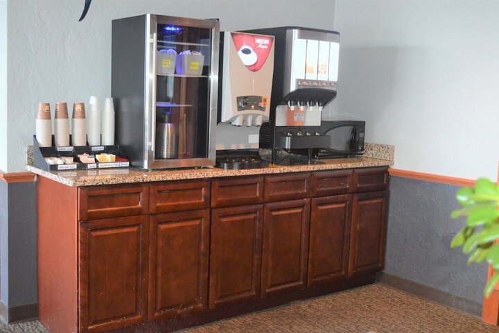 Breakfast/Coffee Service 50 of 66