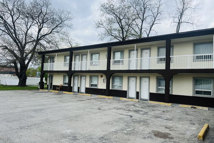 Hotel 3 of 17